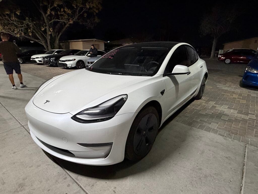 Tesla Model 3 2023